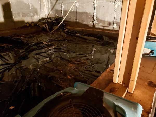 Crawlspace Water Cleanup in Farmington